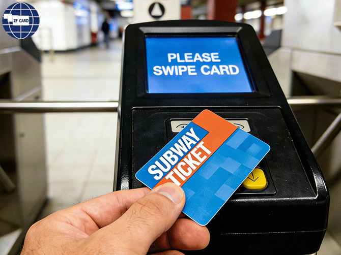 Analyse des Applications multi-industrielles des cartes en Polycarbonate (PC) et des cartes à puce